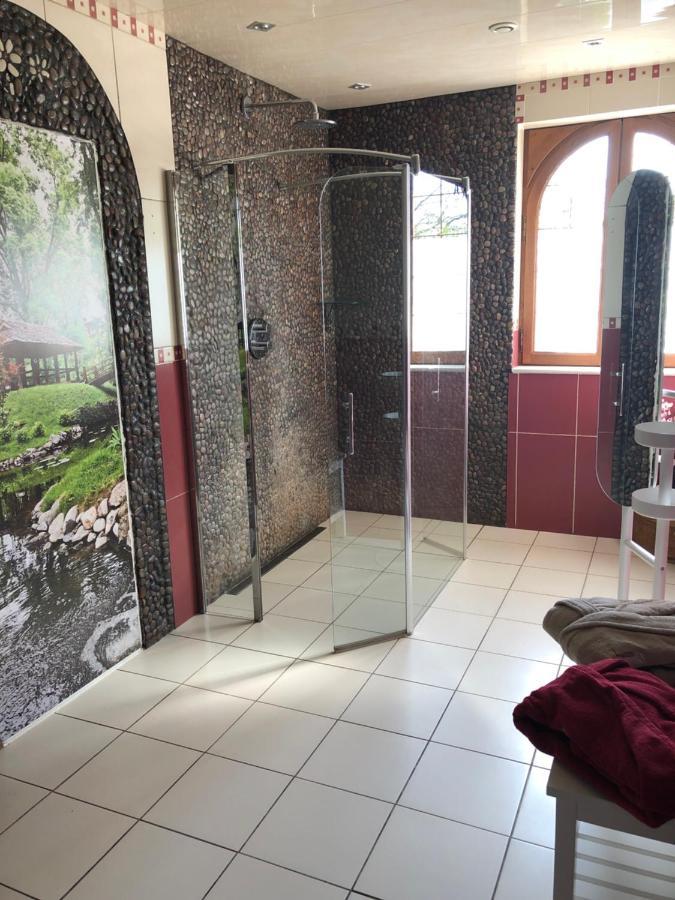 Le Jardin Des Roses Bed & Breakfast Gerponville Ngoại thất bức ảnh