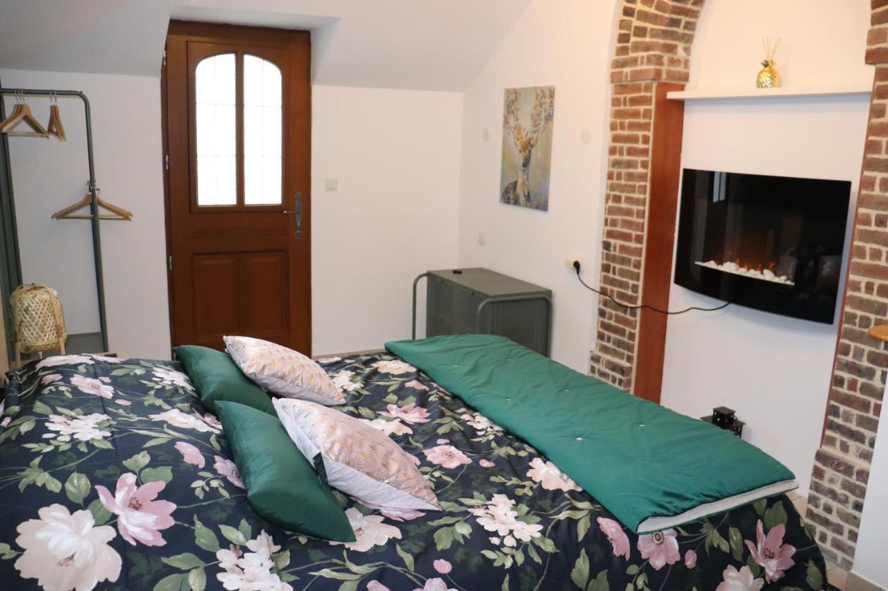 Le Jardin Des Roses Bed & Breakfast Gerponville Ngoại thất bức ảnh